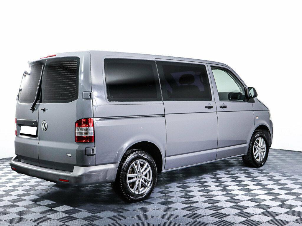 Volkswagen Caravelle 2012, серый