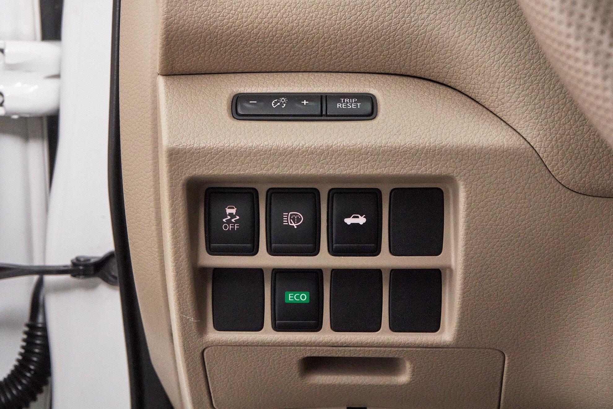 Nissan Teana 2014, белый