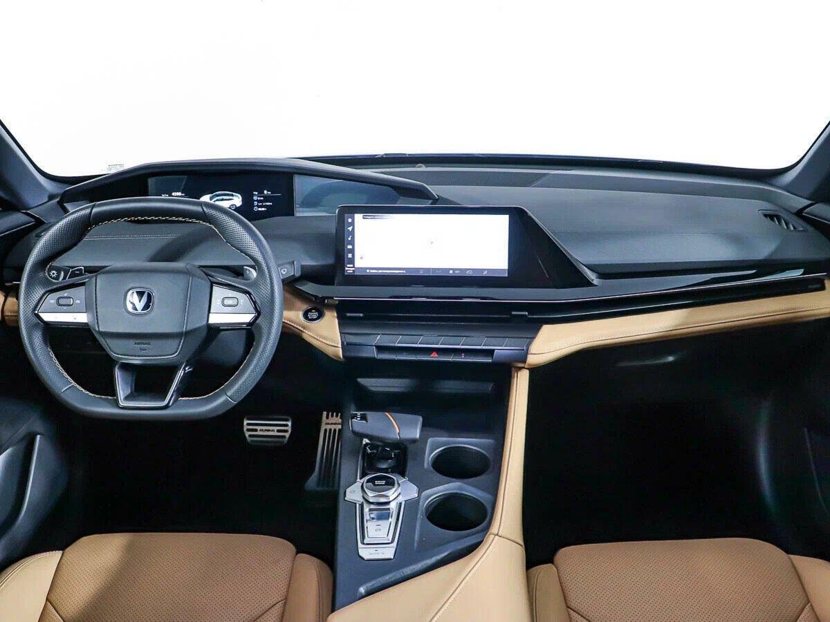 Changan UNI-V 2022, серый