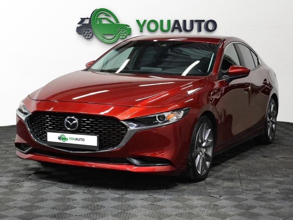 Mazda 3 2019, красный