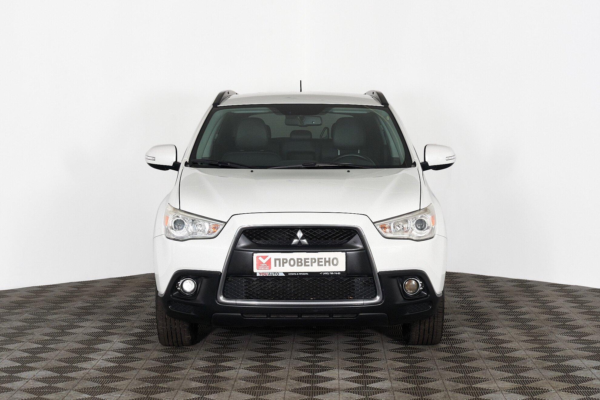 Mitsubishi ASX 2012, белый