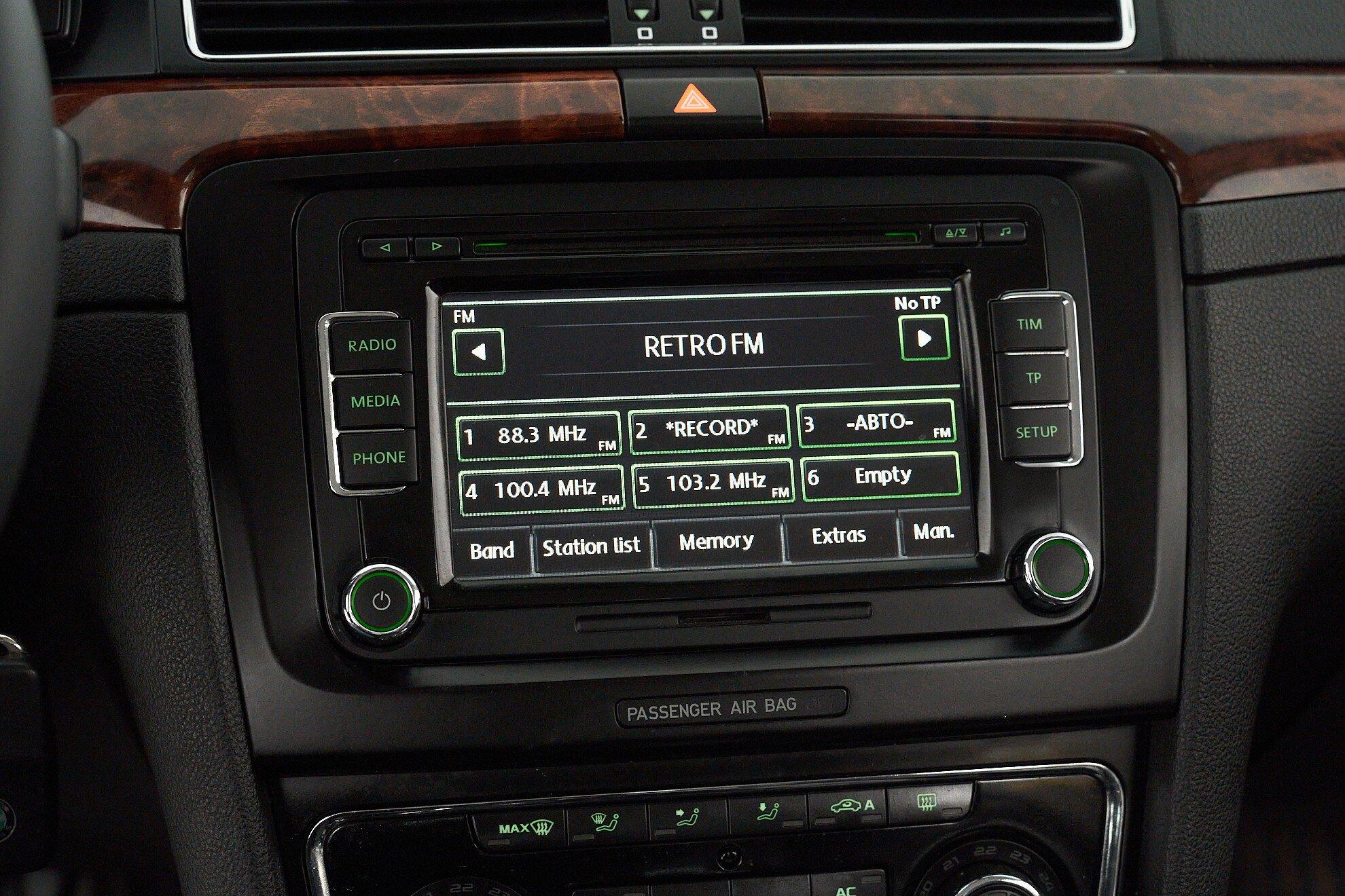Skoda Superb 2011, коричневый