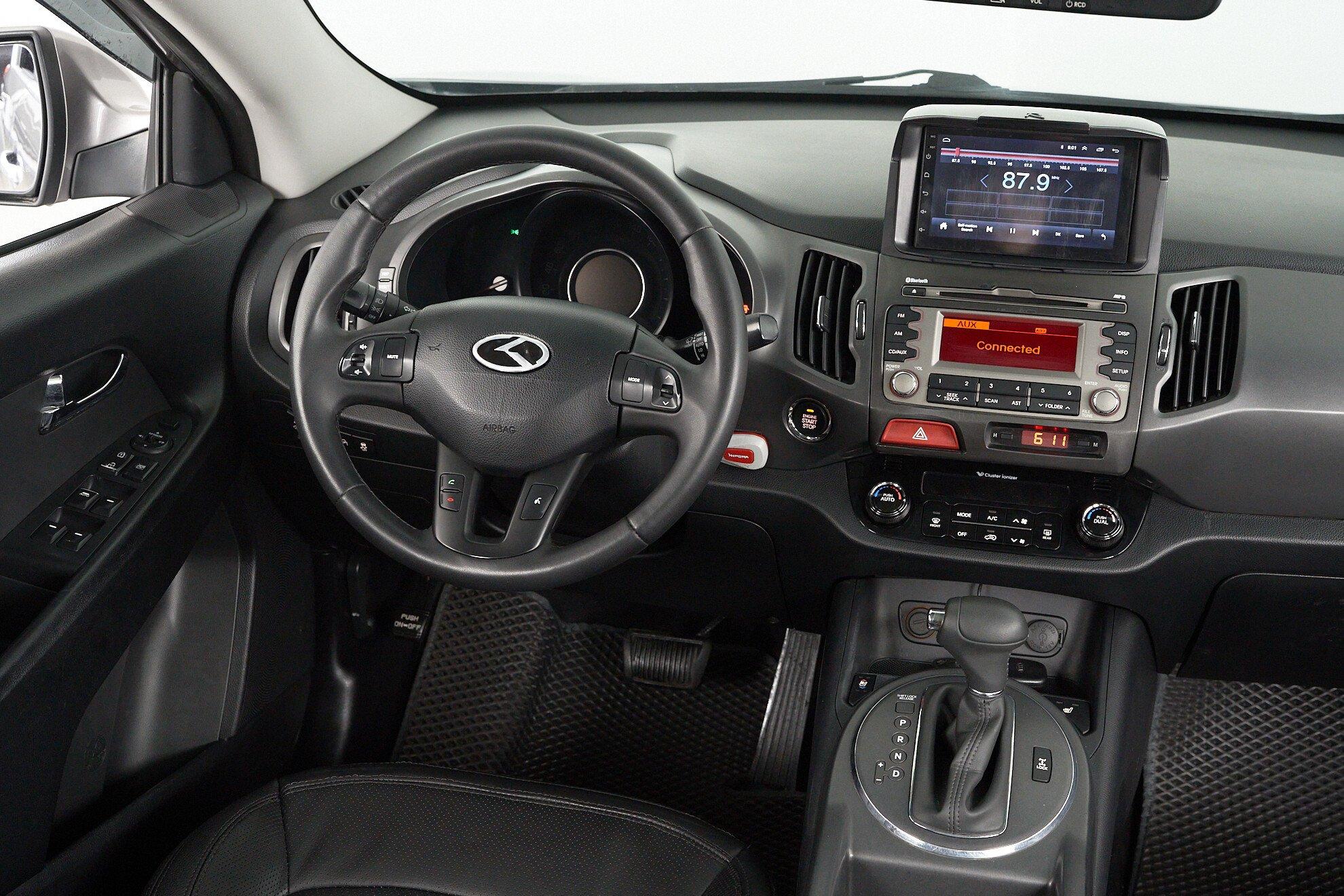 Kia Sportage 2011, серый