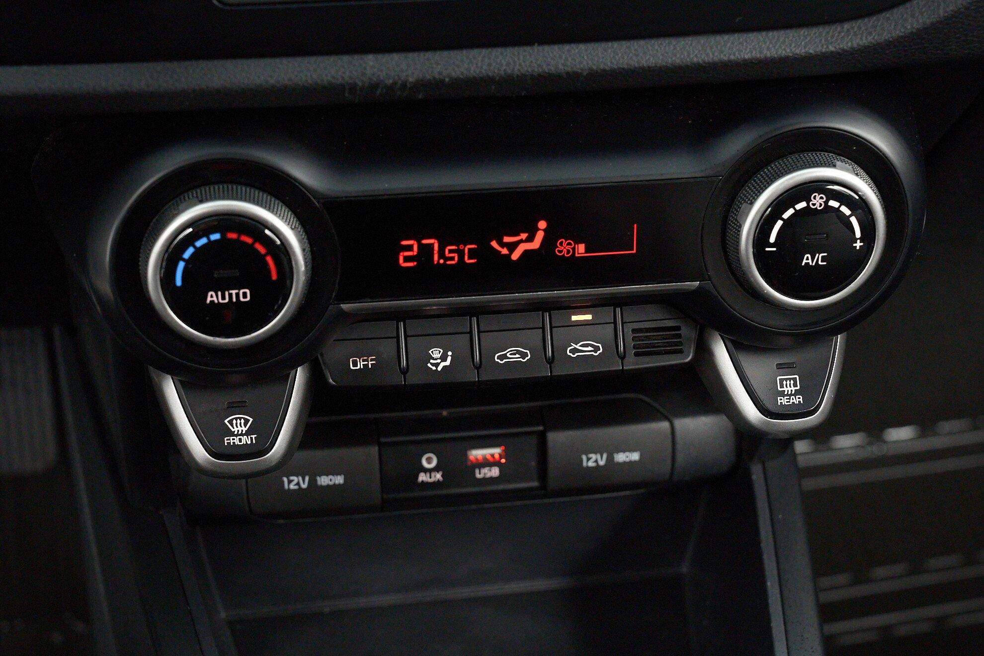 Kia Rio X-Line 2019, белый