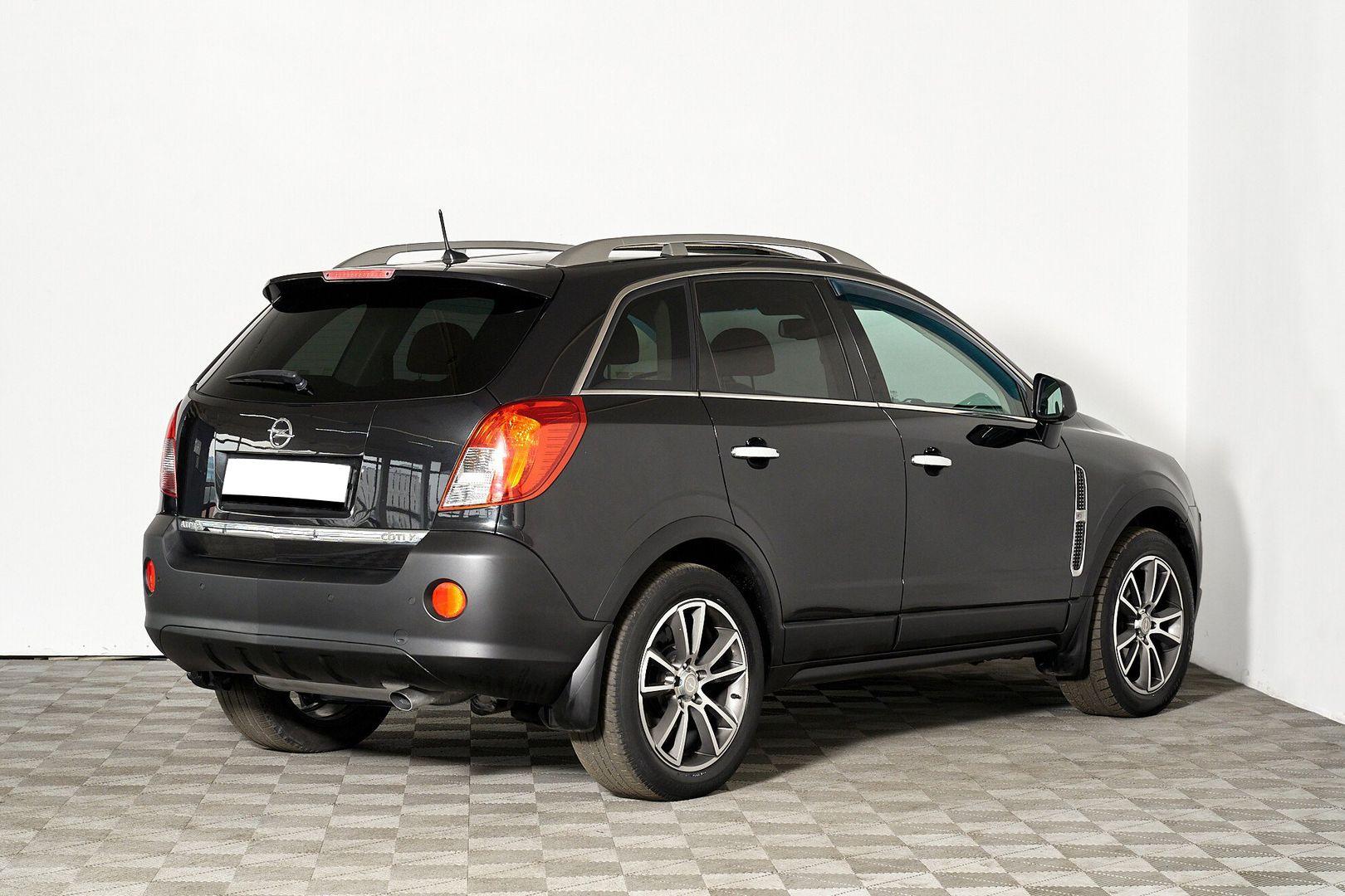 Opel Antara 2013, черный