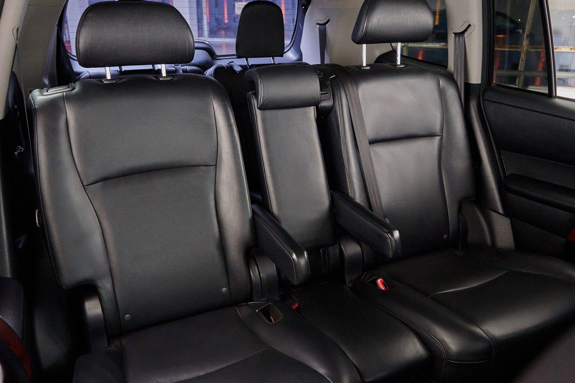 Toyota Highlander 2012, черный