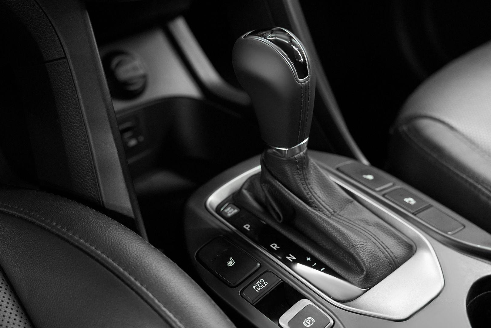 Hyundai Santa Fe 2015, белый