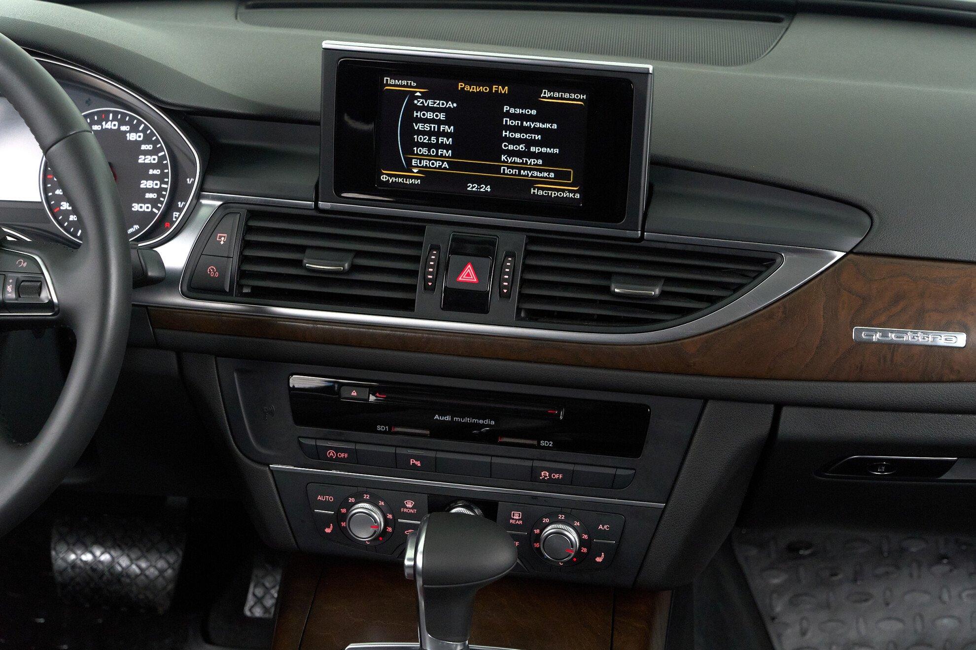Audi A6 2014, черный