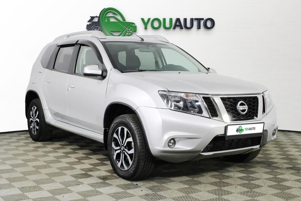 Nissan Terrano 2018, серебряный