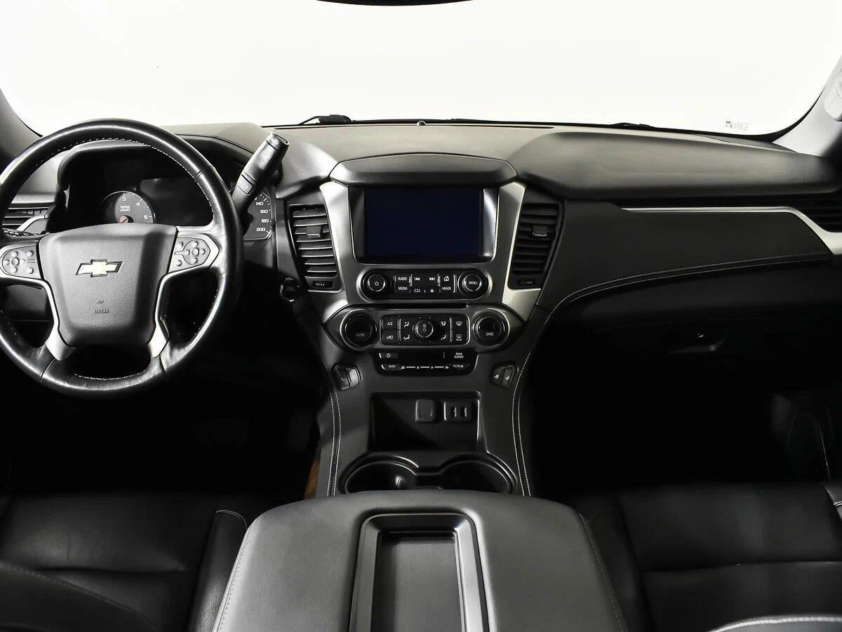 Chevrolet Tahoe 2020, белый