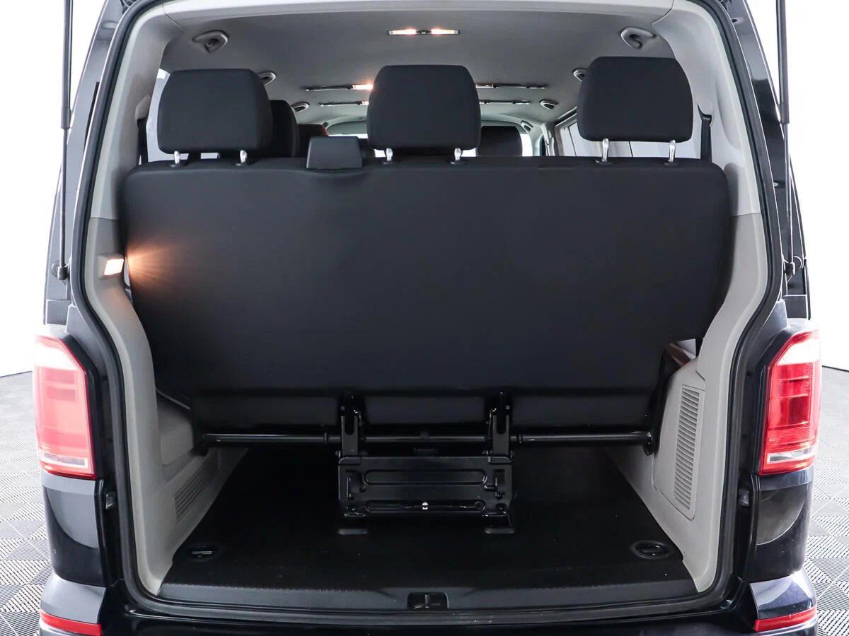 Volkswagen Caravelle 2018, черный