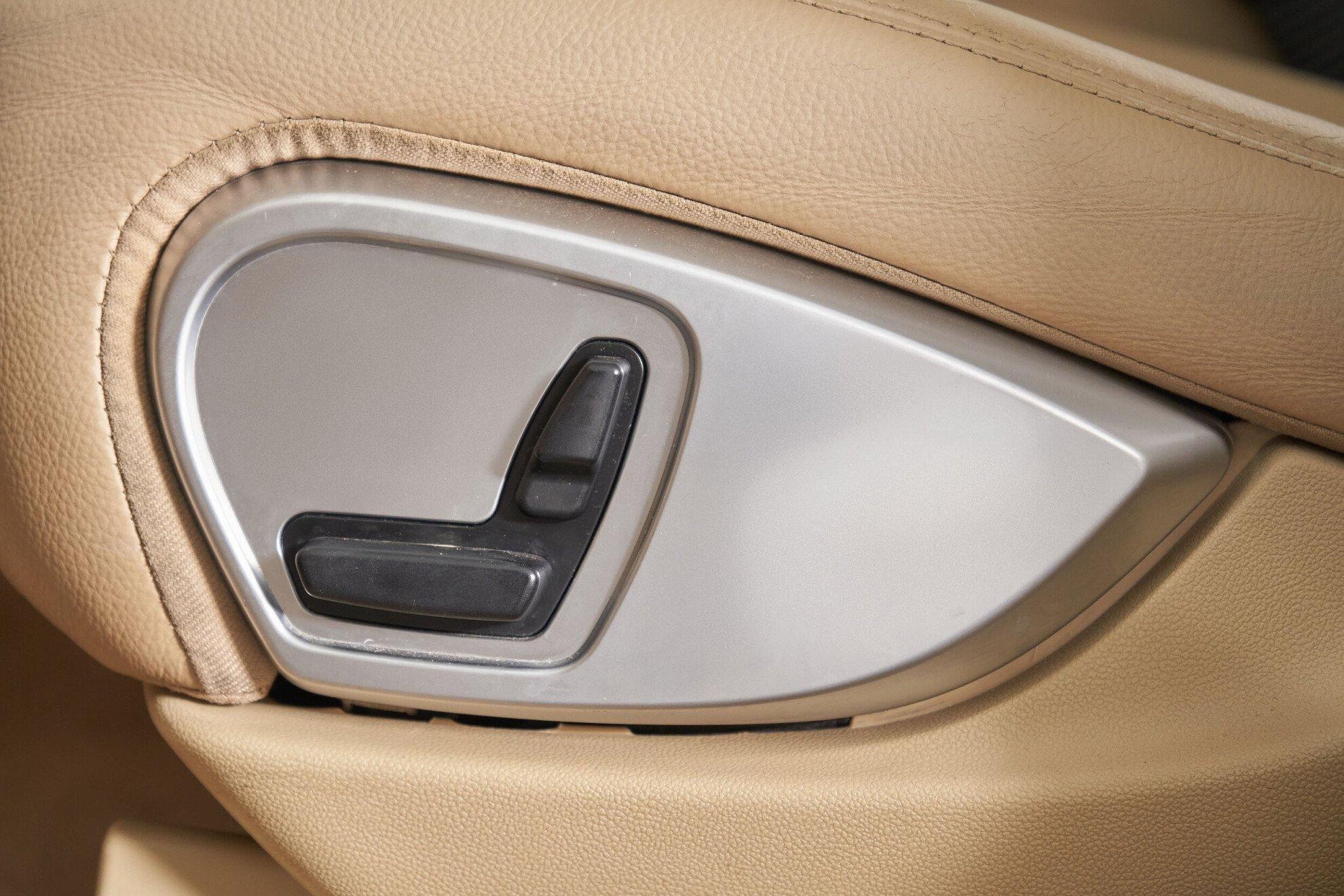 Mercedes-Benz R-Класс 2008, бежевый