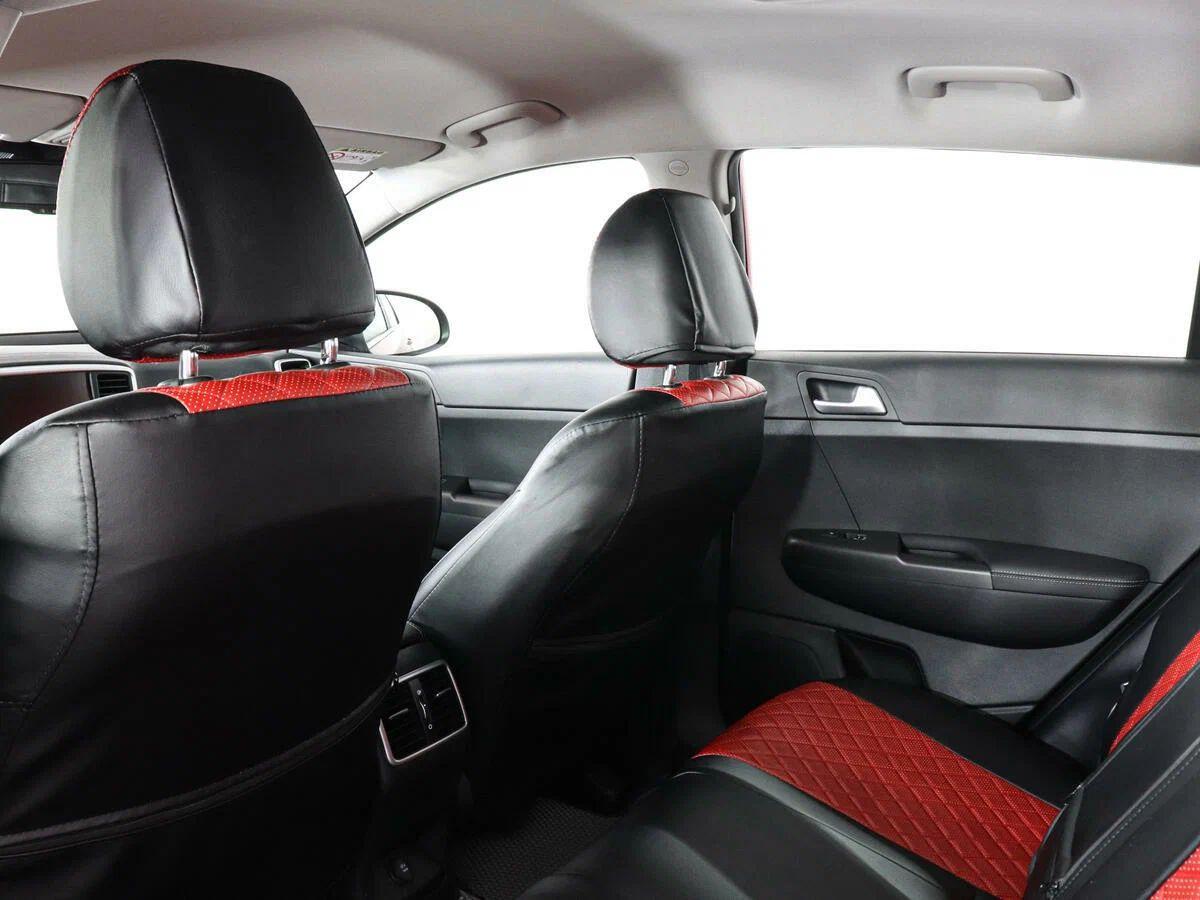 Kia Sportage 2021, красный