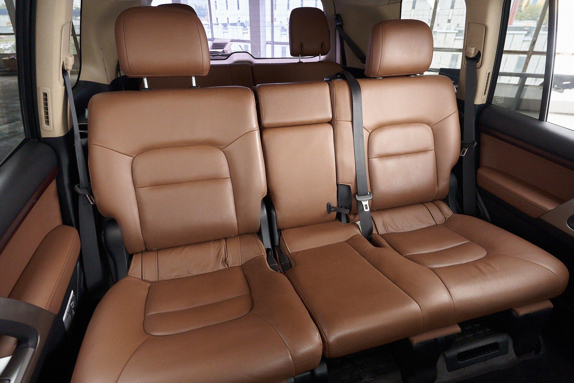 Toyota Land Cruiser 2014, черный