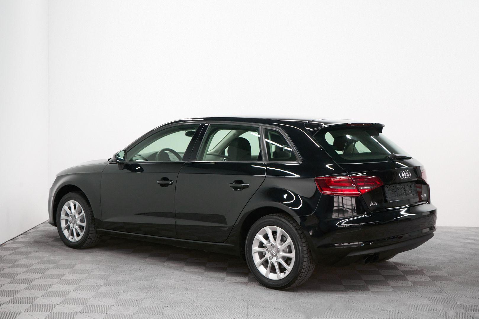 Audi A3 2013, черный