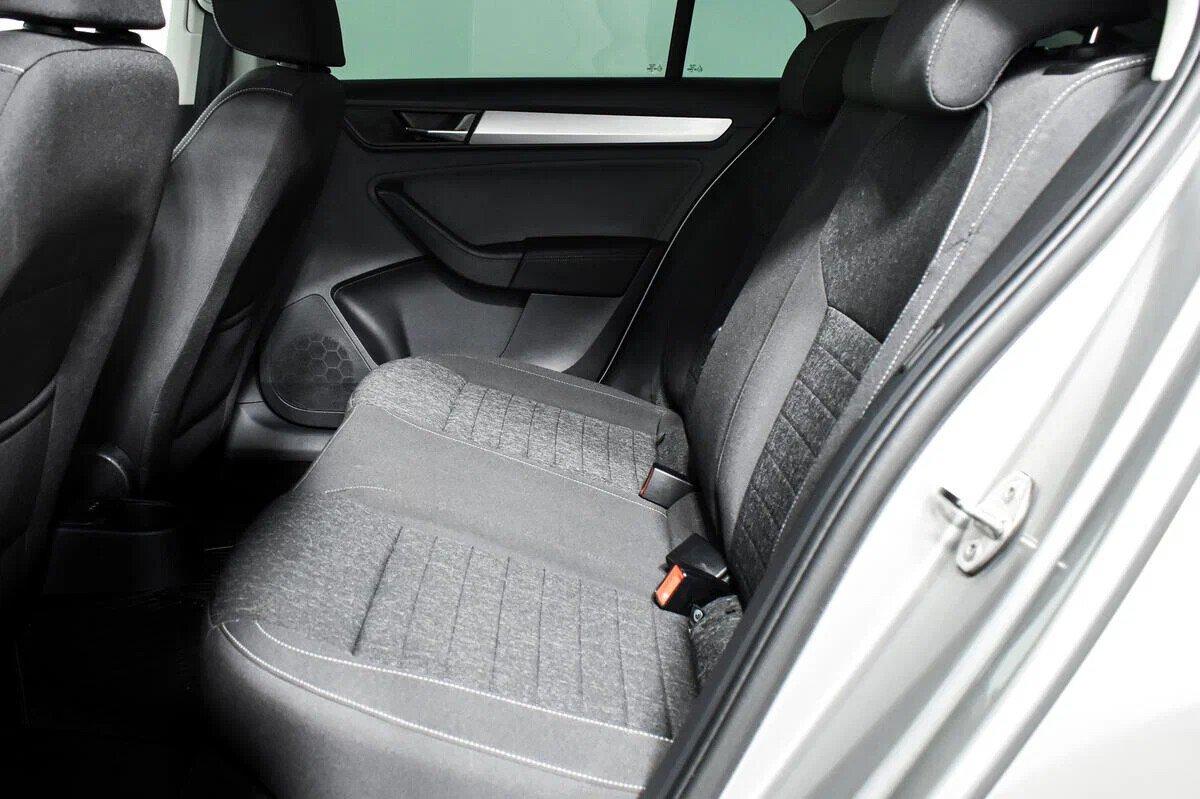 Skoda Rapid 2021, серебряный