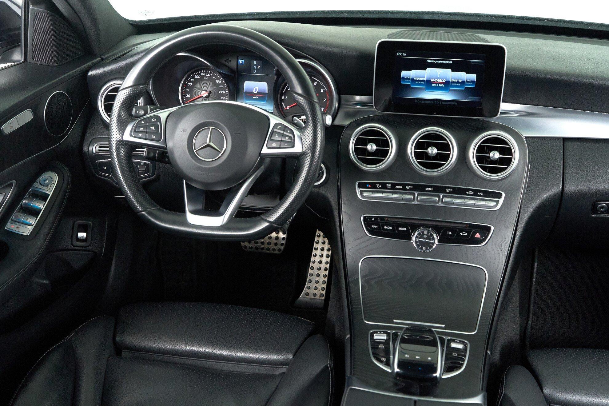 Mercedes-Benz C-Класс 2017, синий