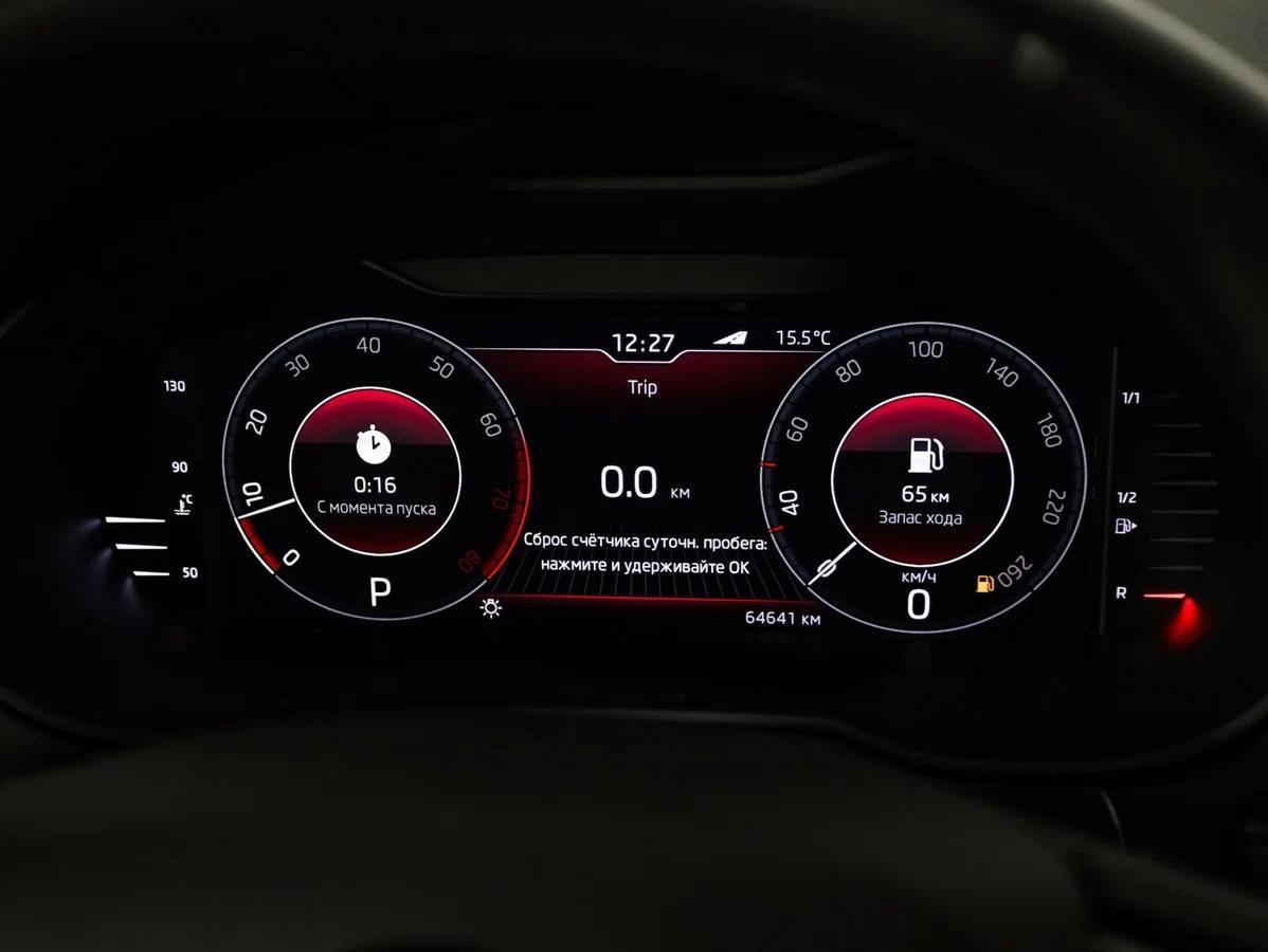 Skoda Octavia 2019, черный