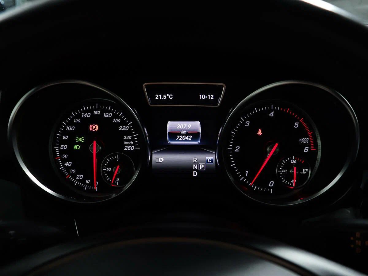 Mercedes-Benz GLE 2018, серый