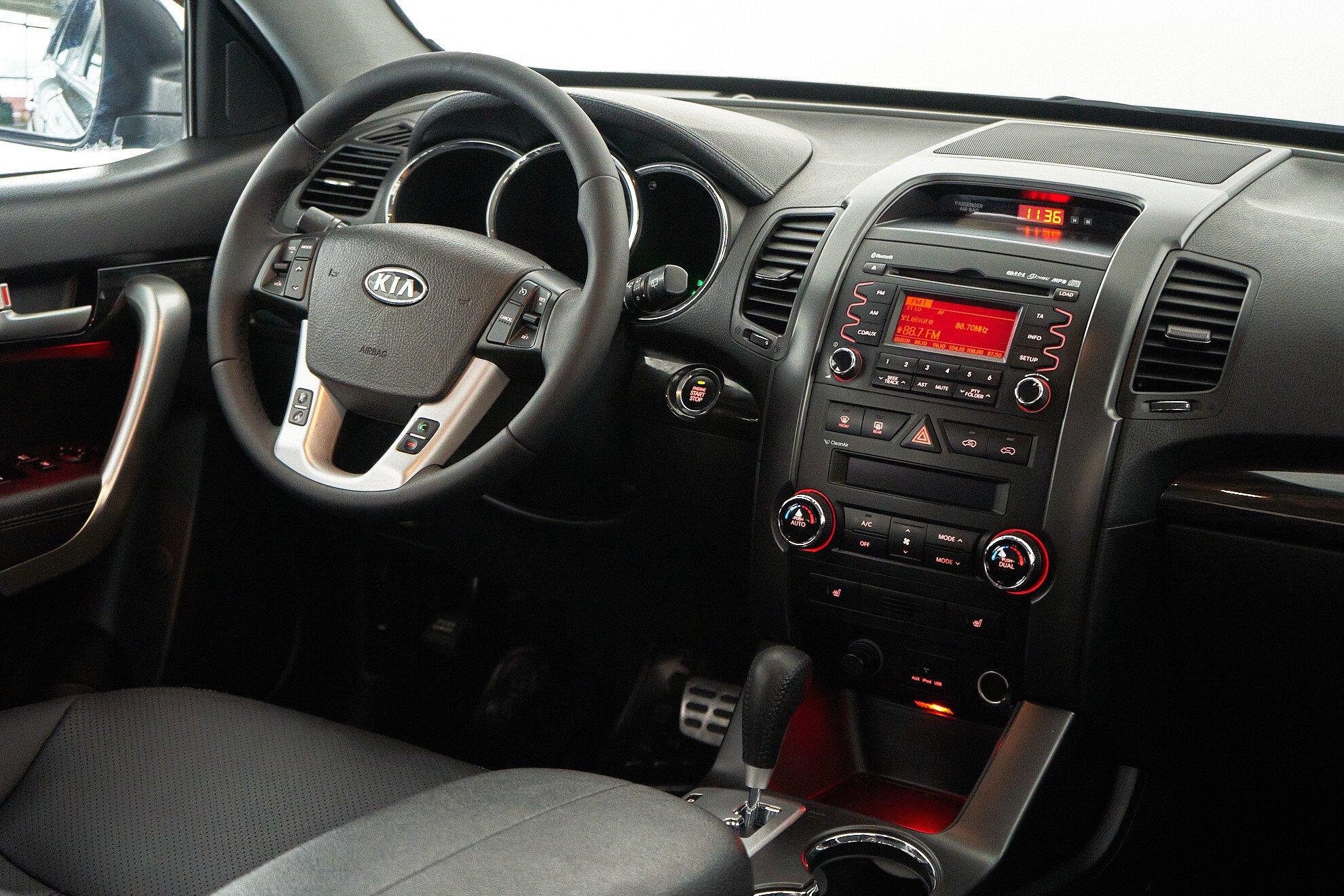 Kia Sorento 2010, синий