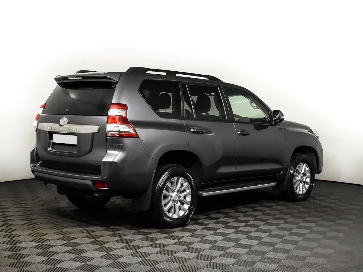 Toyota Land Cruiser Prado 2017, серый