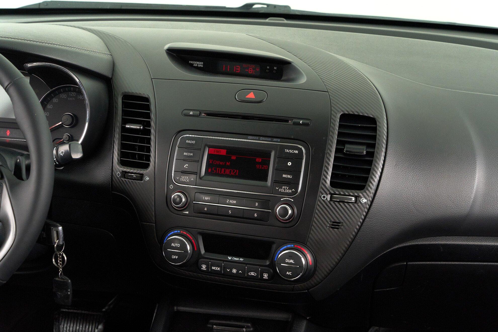 Kia Cerato 2015, белый