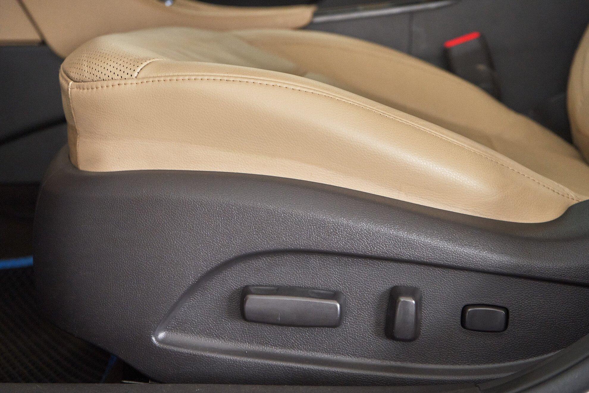 Hyundai Sonata 2010, серый