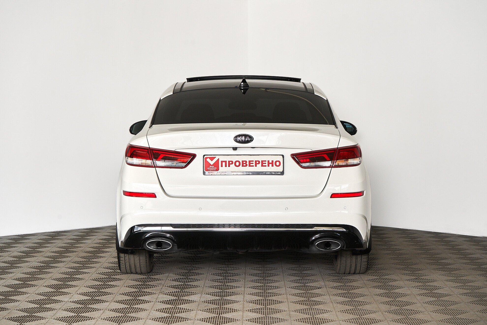 Kia Optima 2018, белый