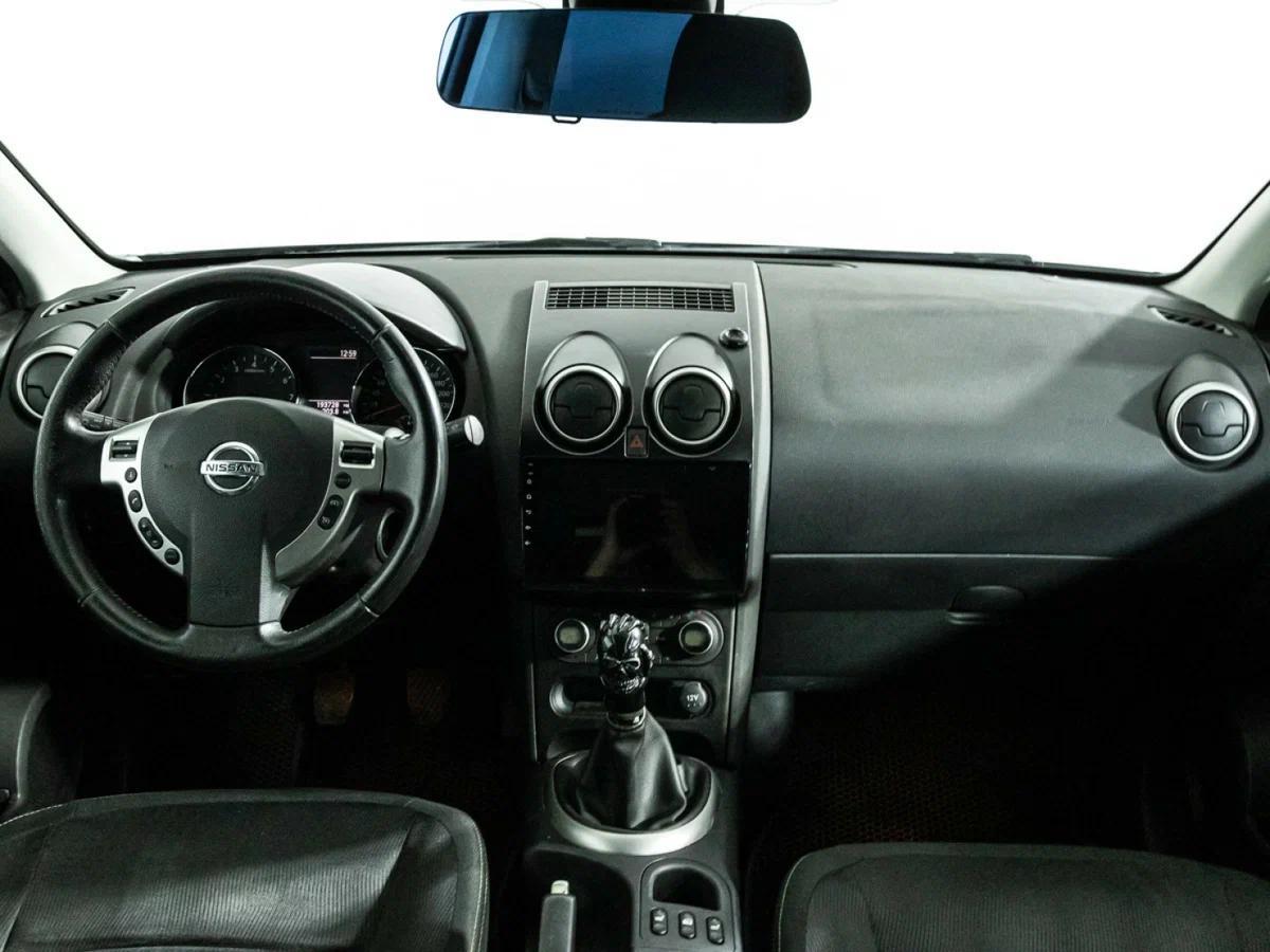 Nissan Qashqai 2013, фиолетовый