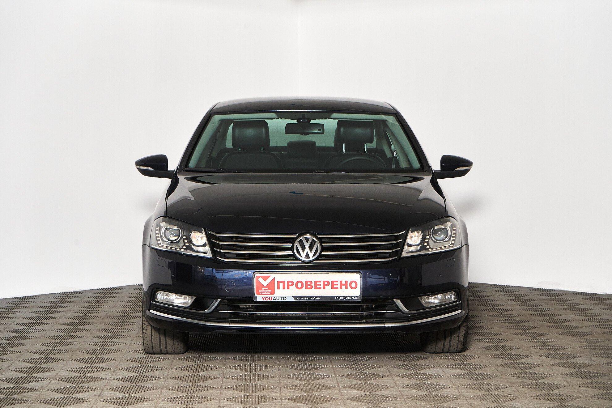 Volkswagen Passat 2012, синий