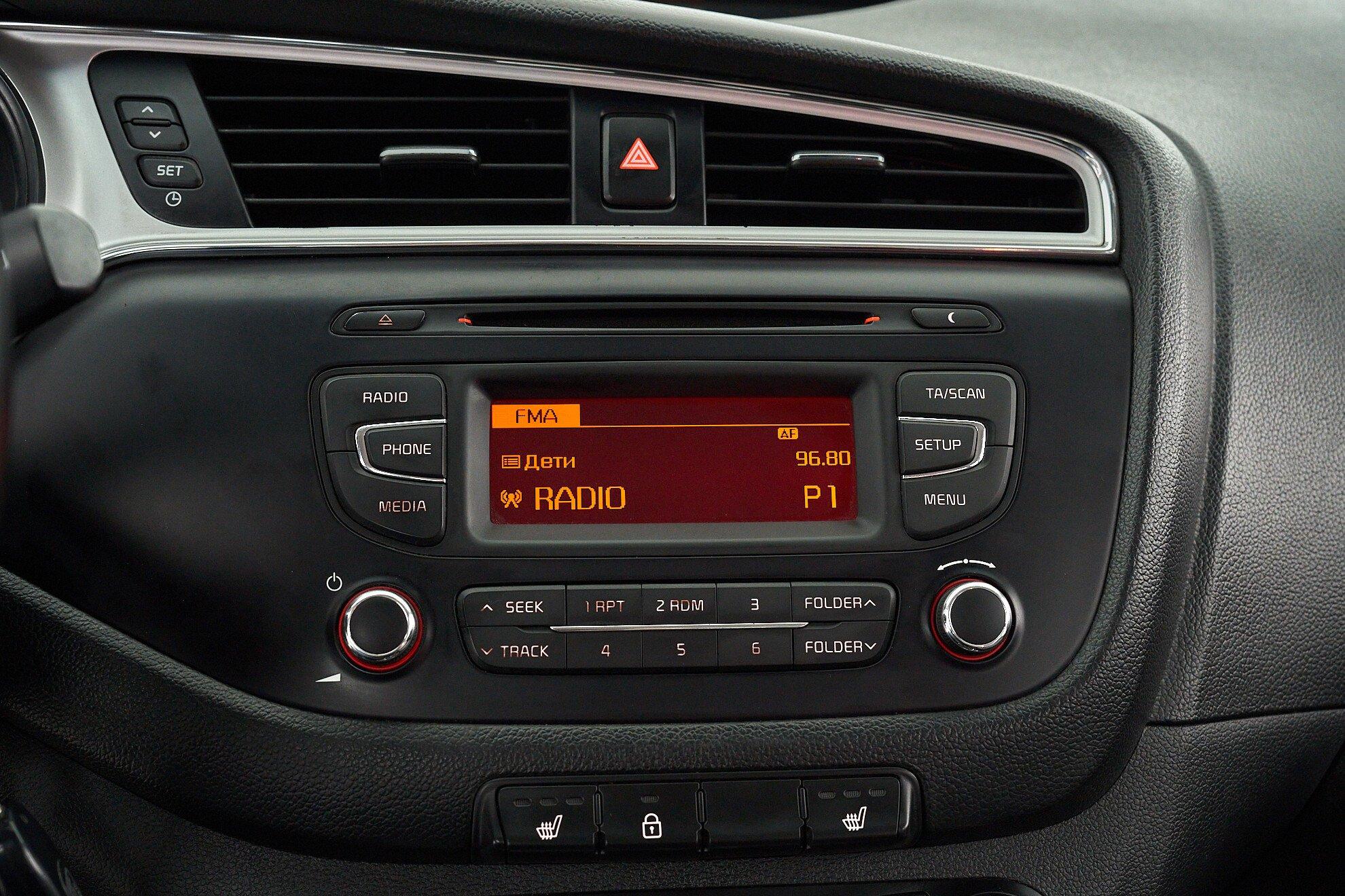 Kia Ceed 2018, белый