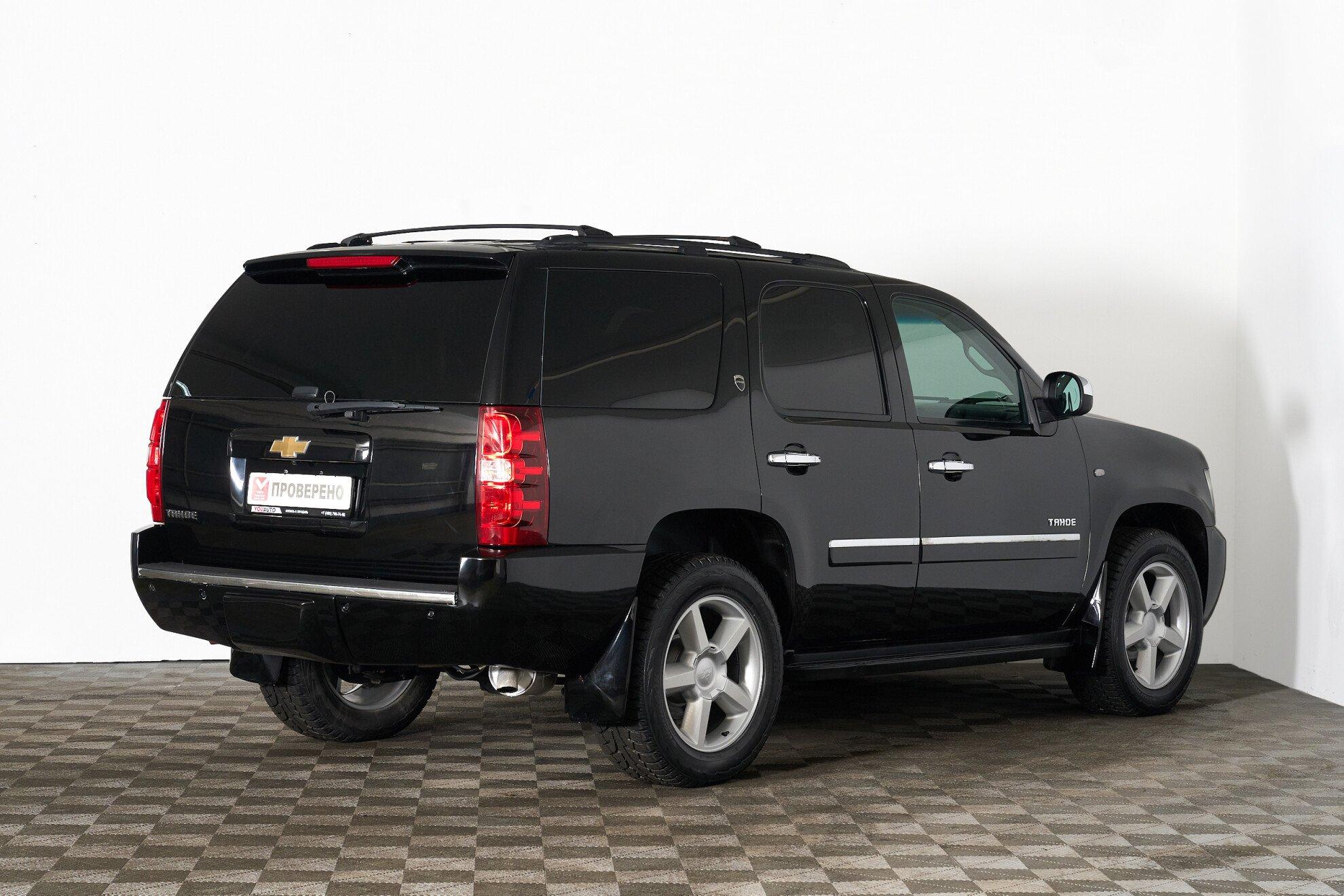 Chevrolet Tahoe 2013, черный