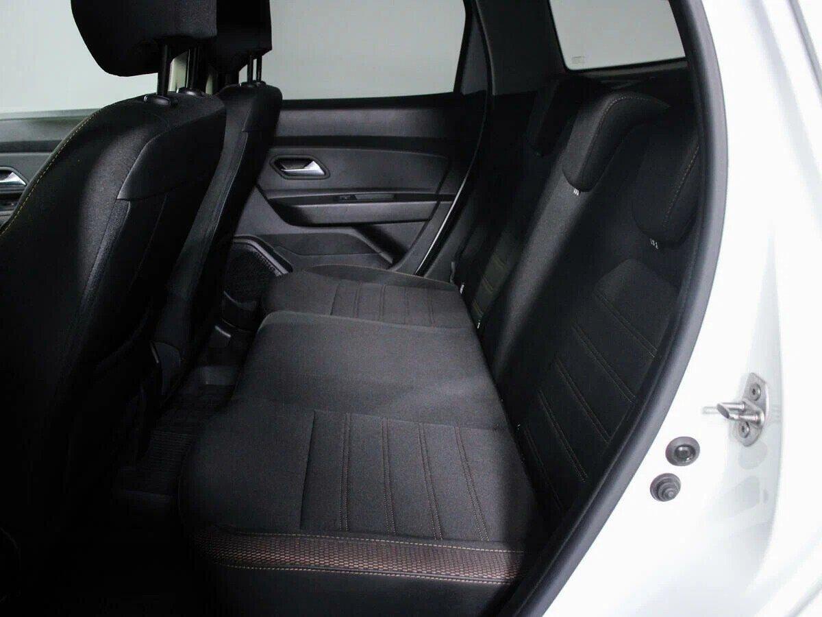 Renault Duster 2022, белый