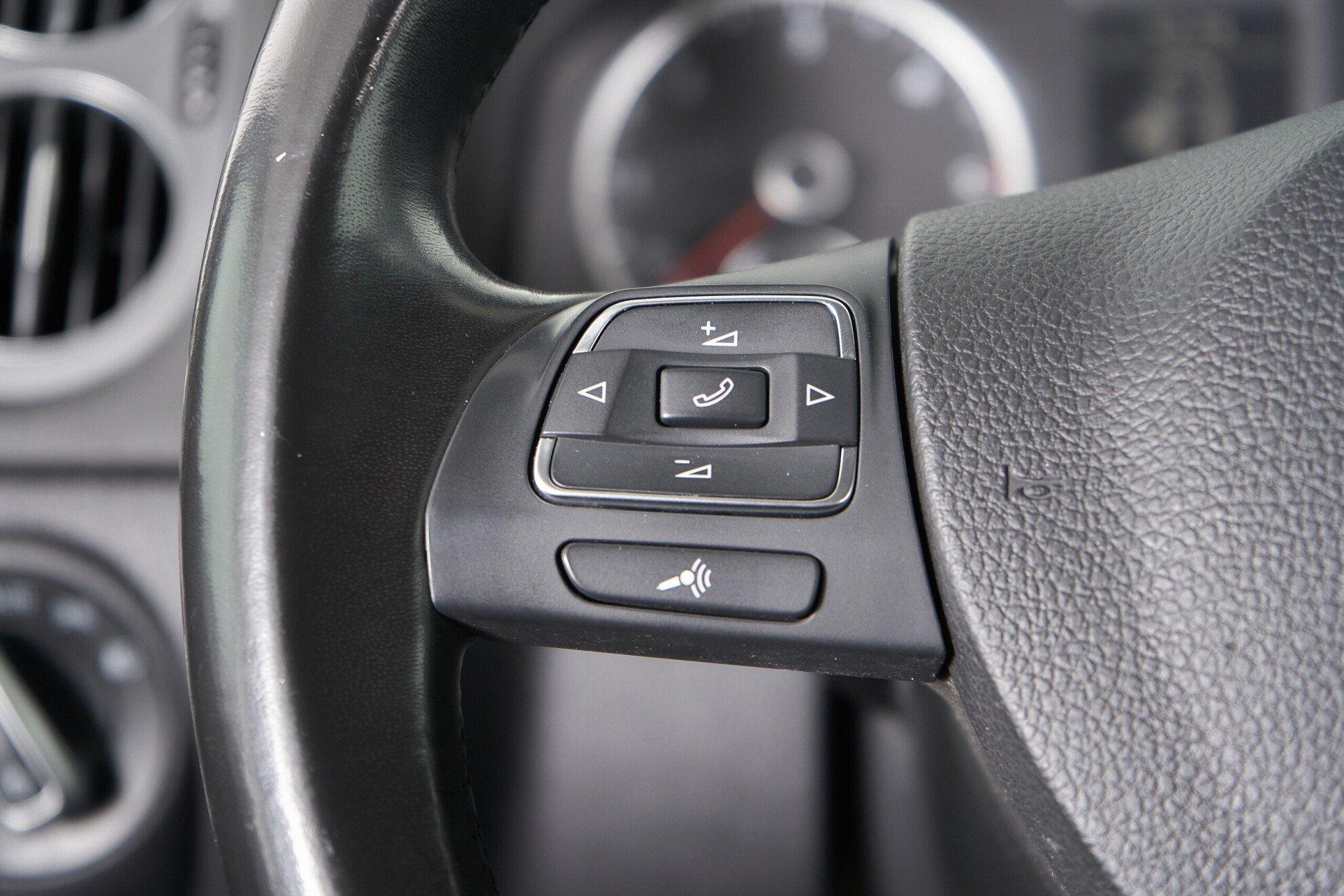 Volkswagen Tiguan 2014, белый