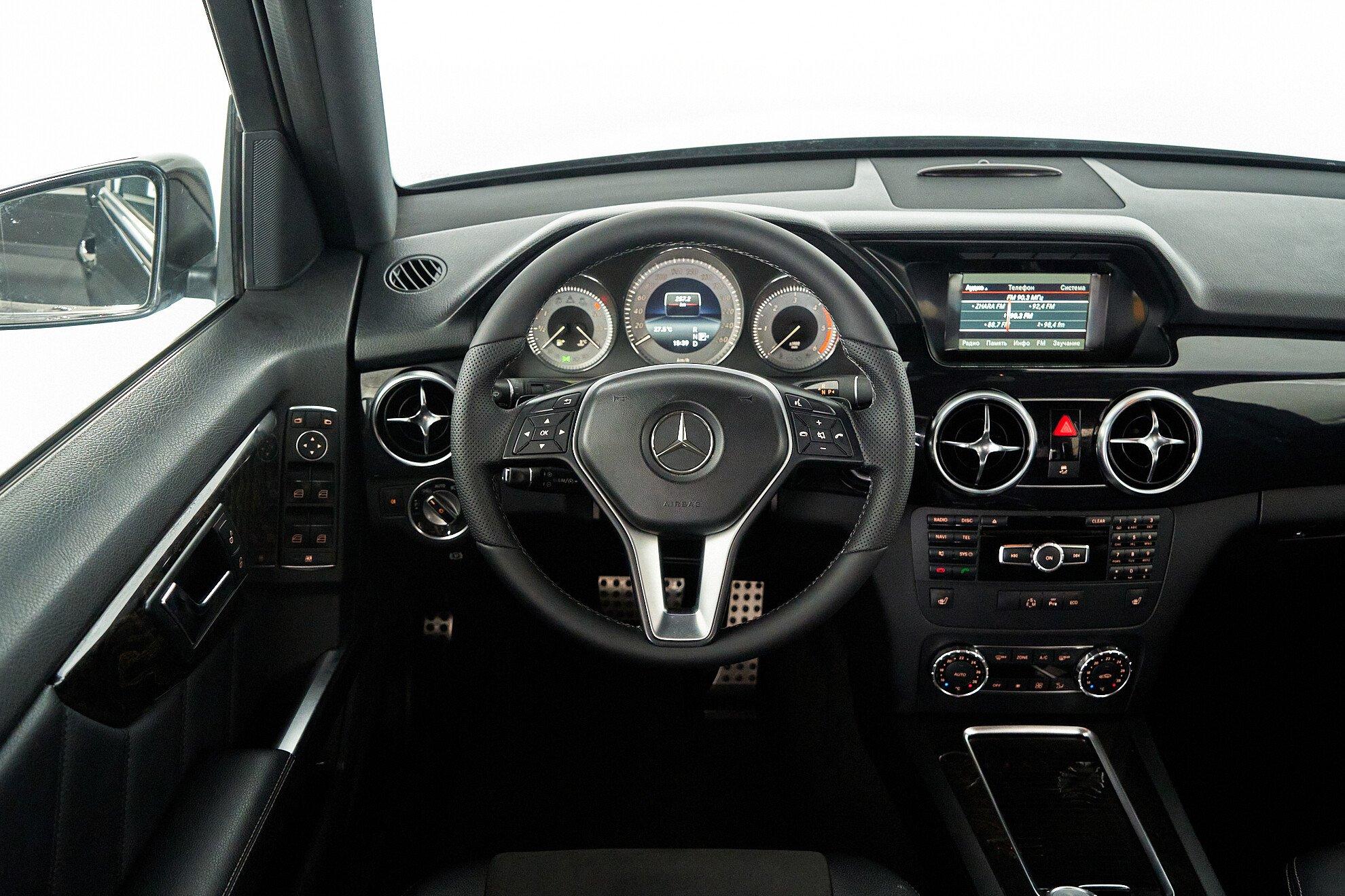 Mercedes-Benz GLK-Класс 2013, черный