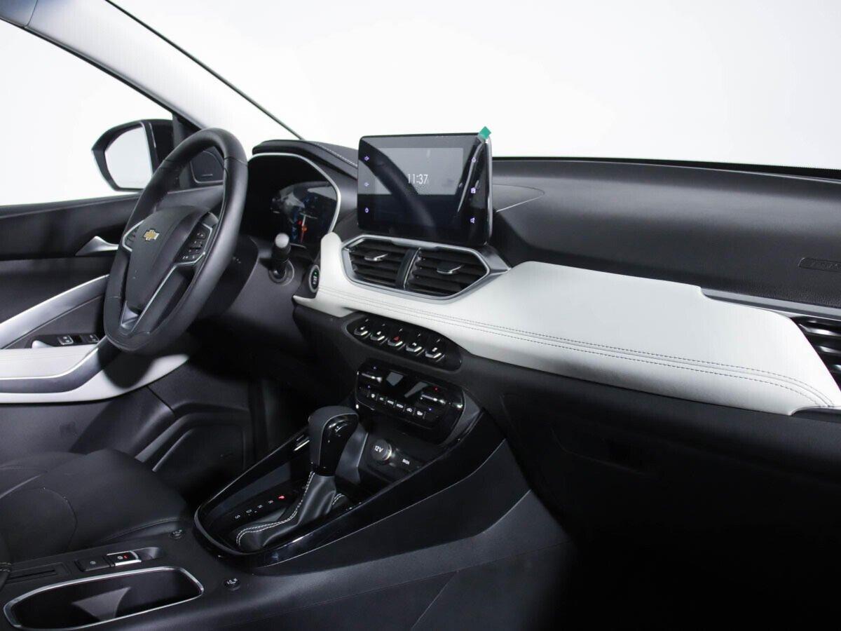 Chevrolet Captiva 2022, черный