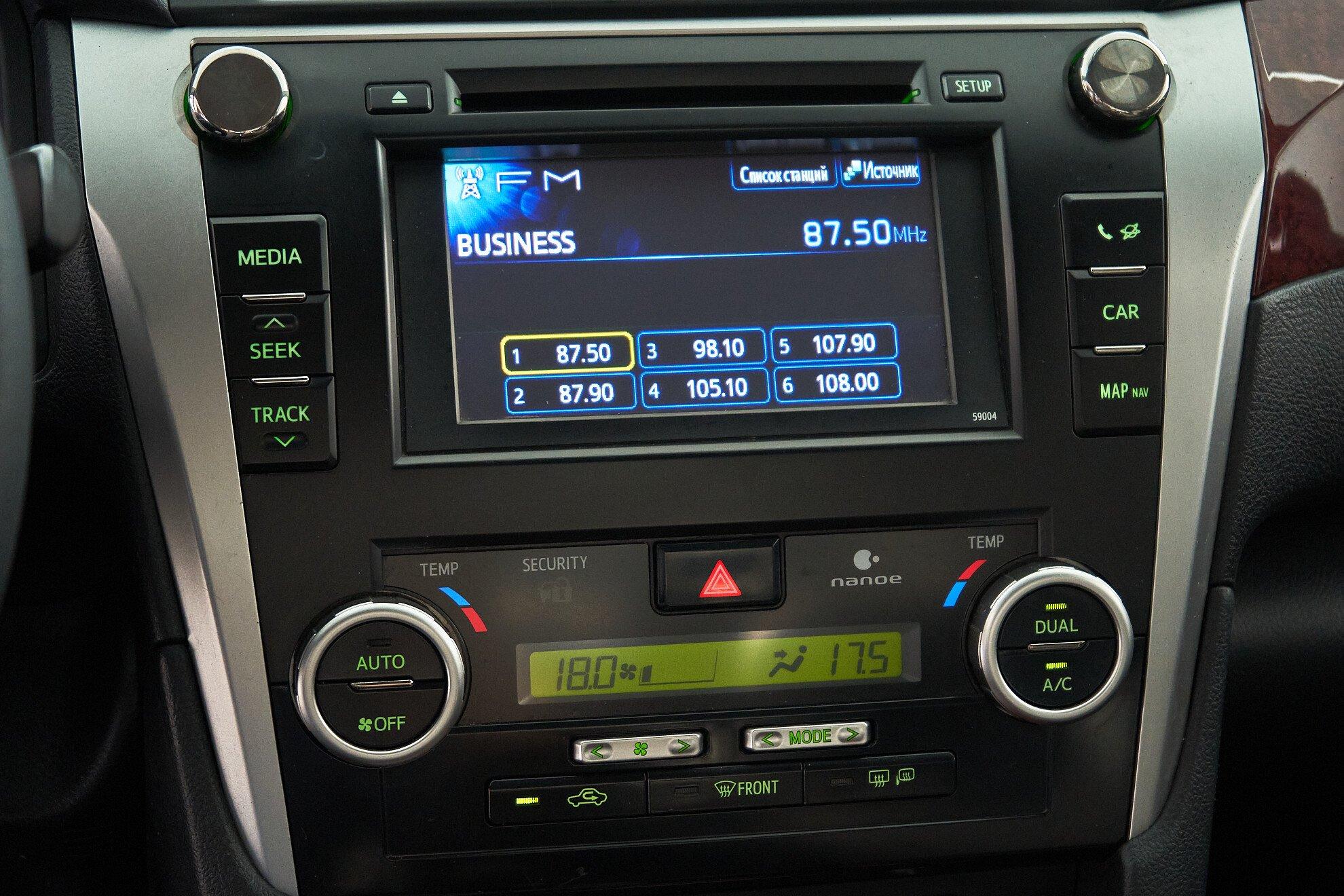 Toyota Camry 2014, черный