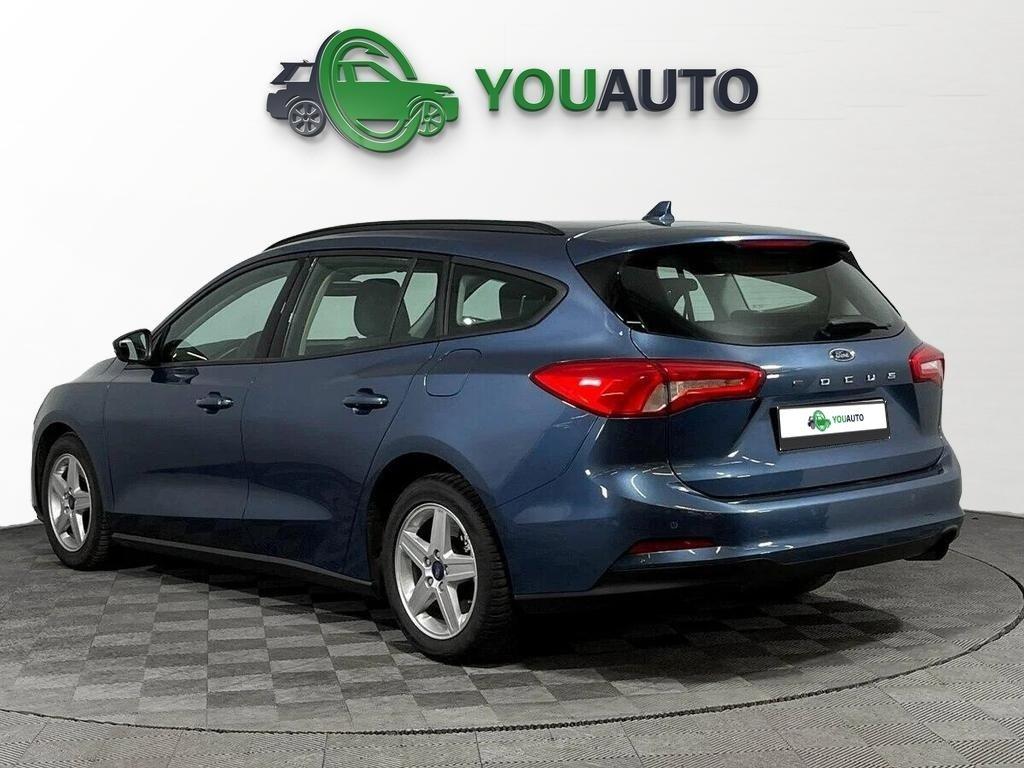 Ford Focus 2019, синий