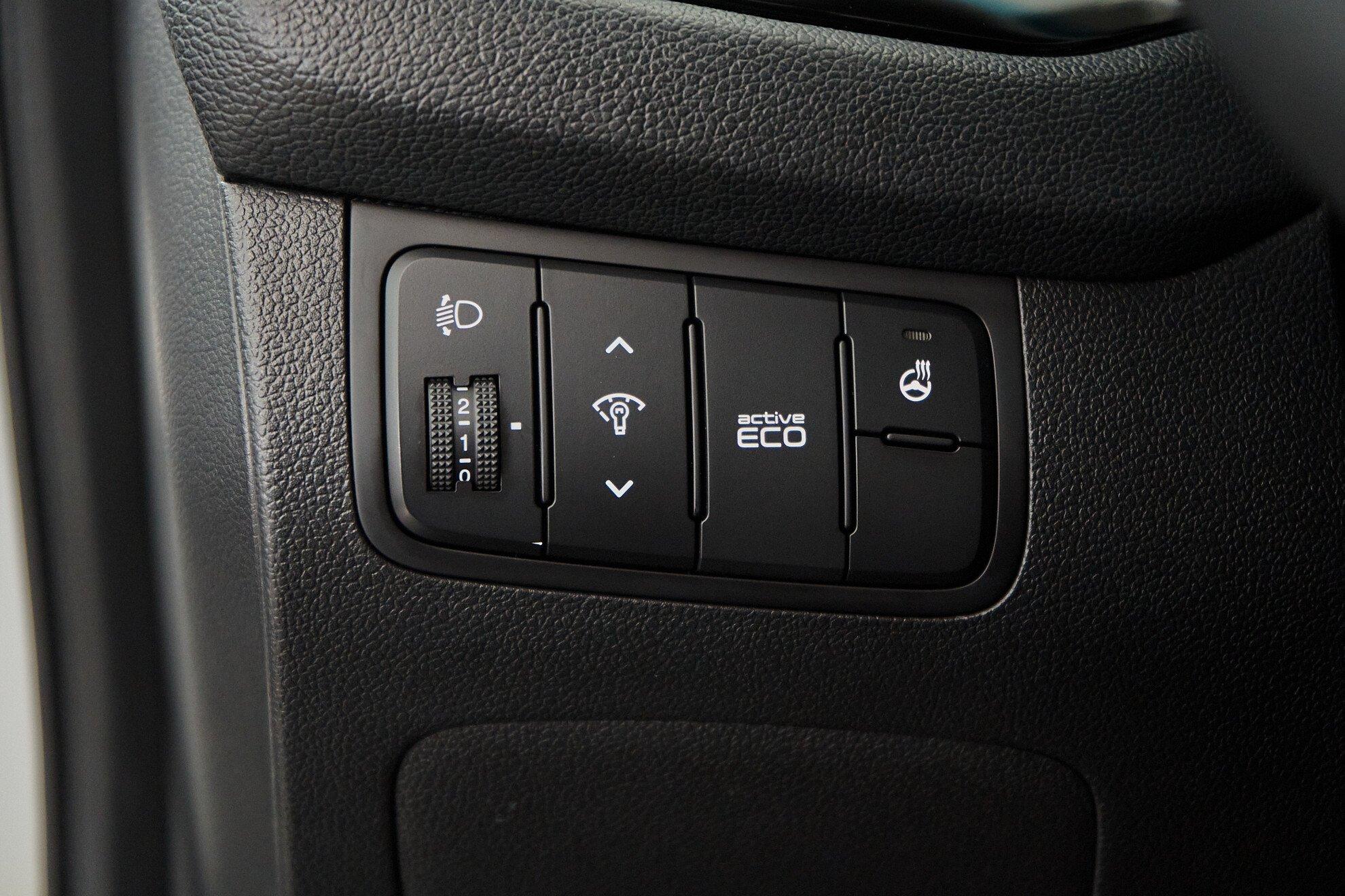 Kia Ceed 2016, белый