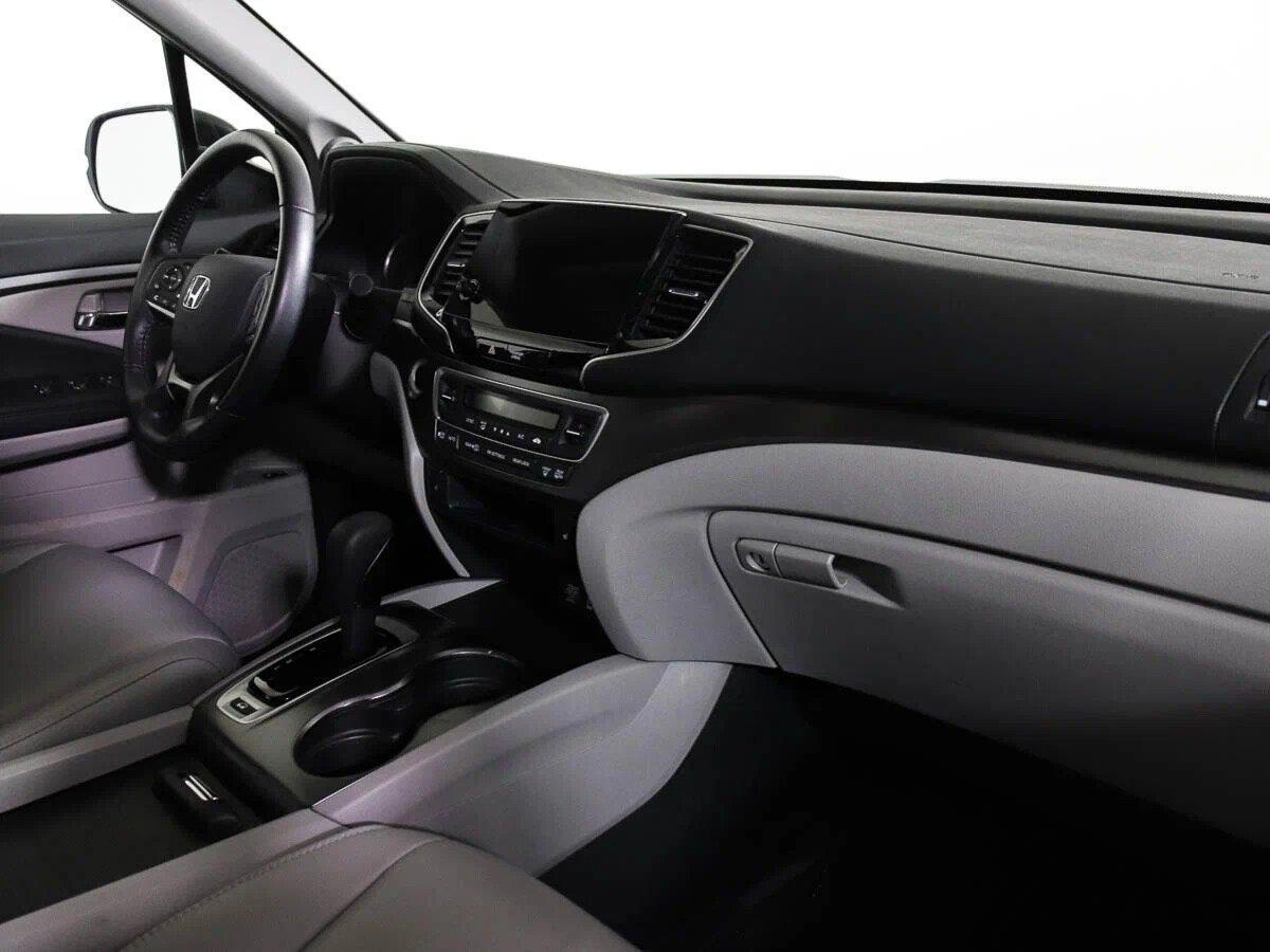 Honda Pilot 2020, серый