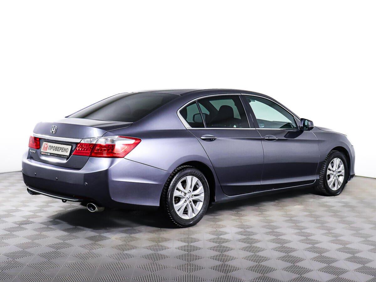 Honda Accord 2015, серебряный