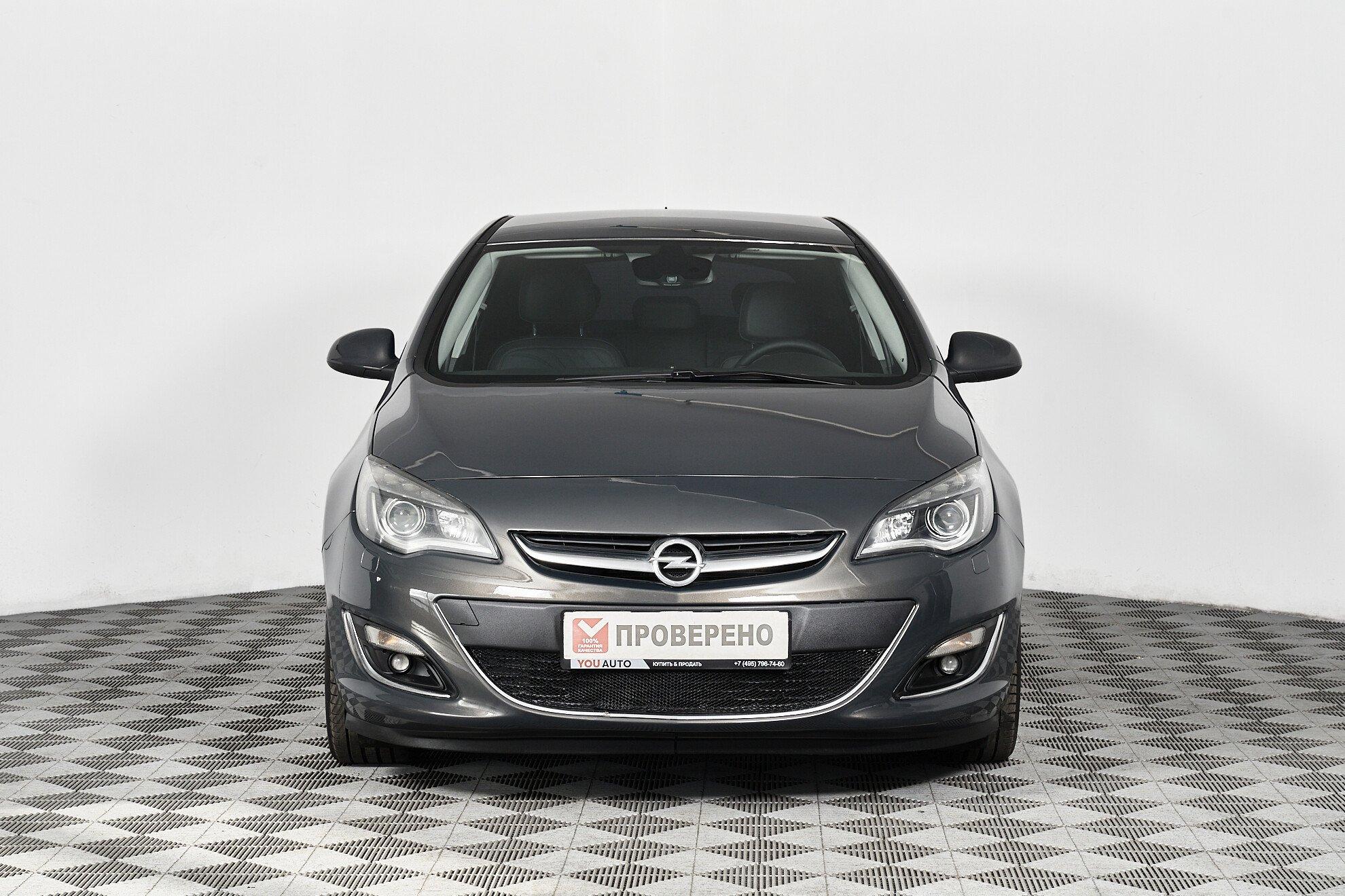 Opel Astra 2013, серый