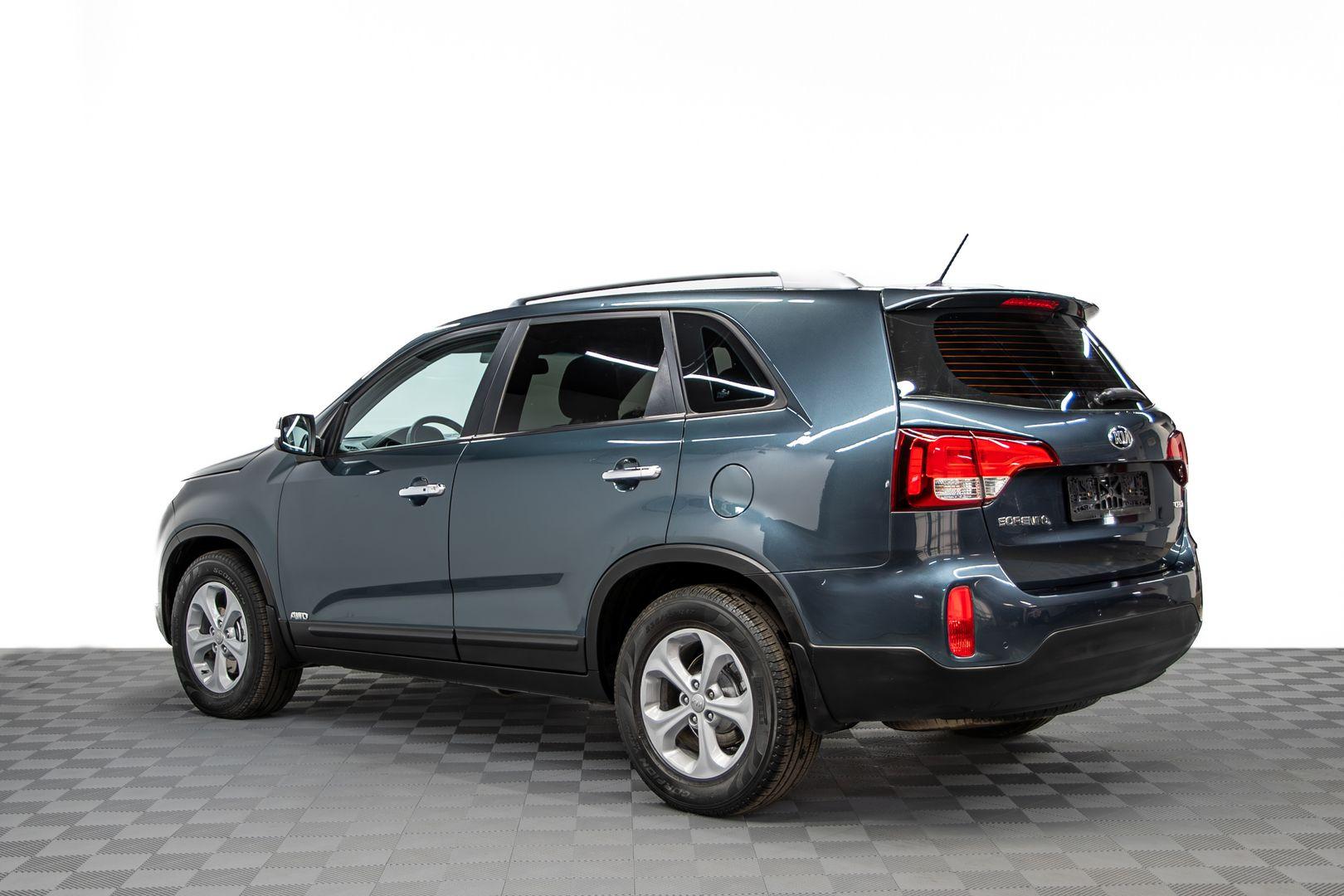 Kia Sorento 2014, зеленый