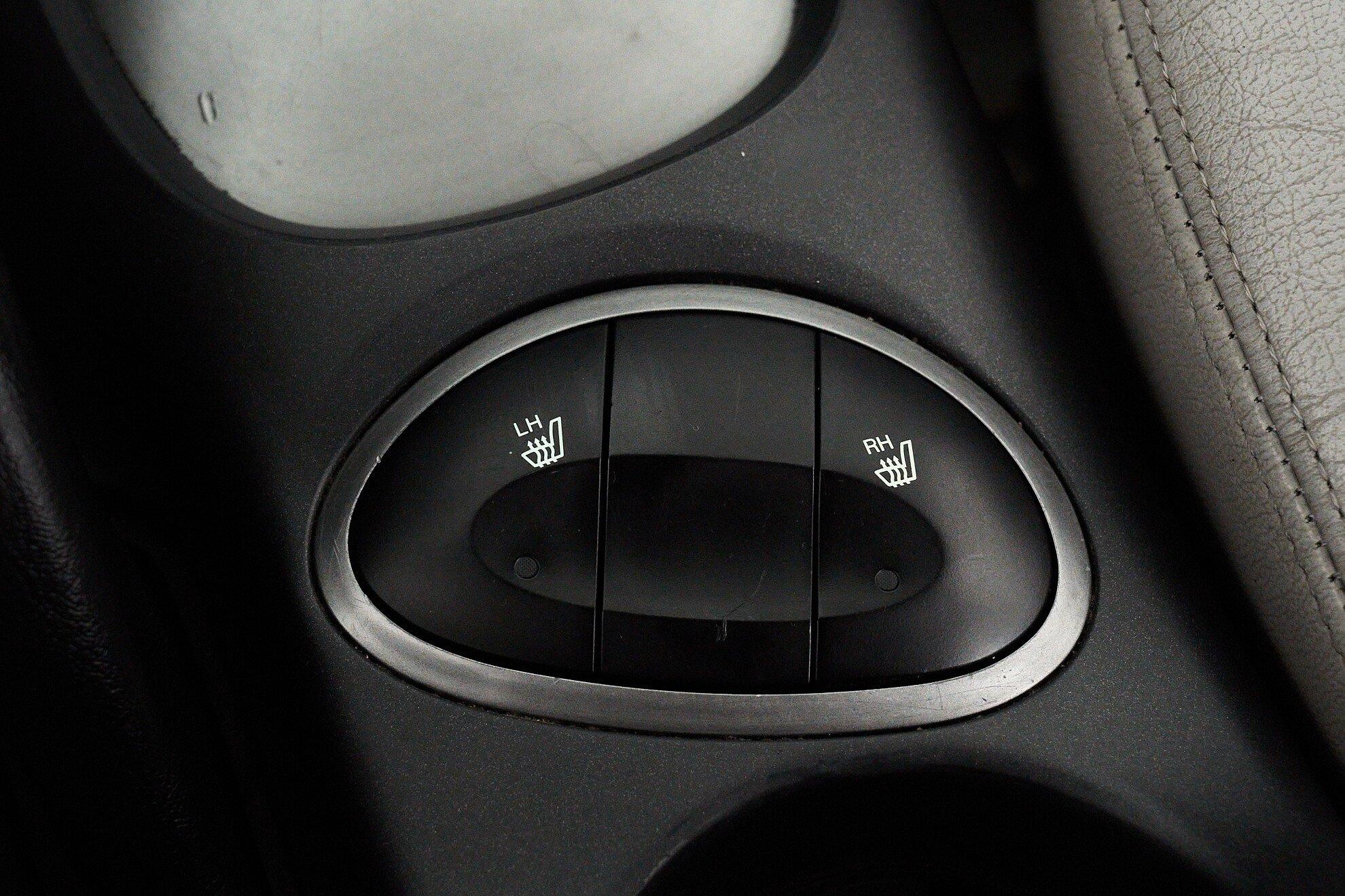 Hyundai Santa Fe 2008, серый