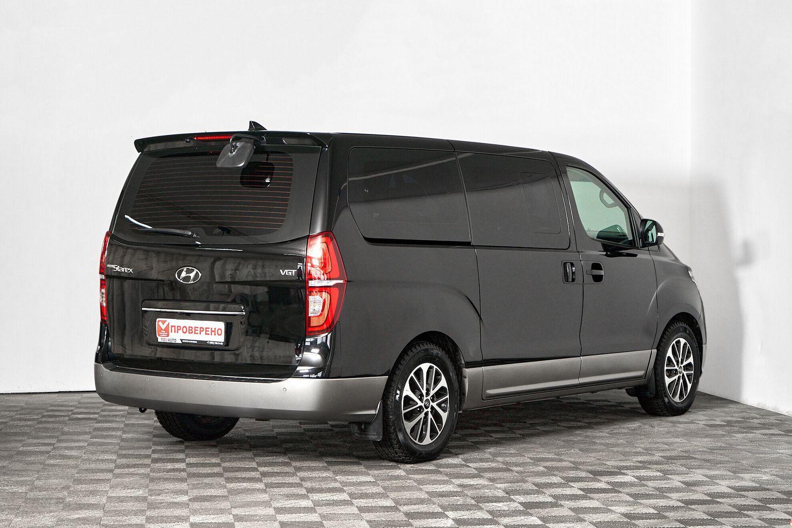Hyundai Grand Starex 2018, черный