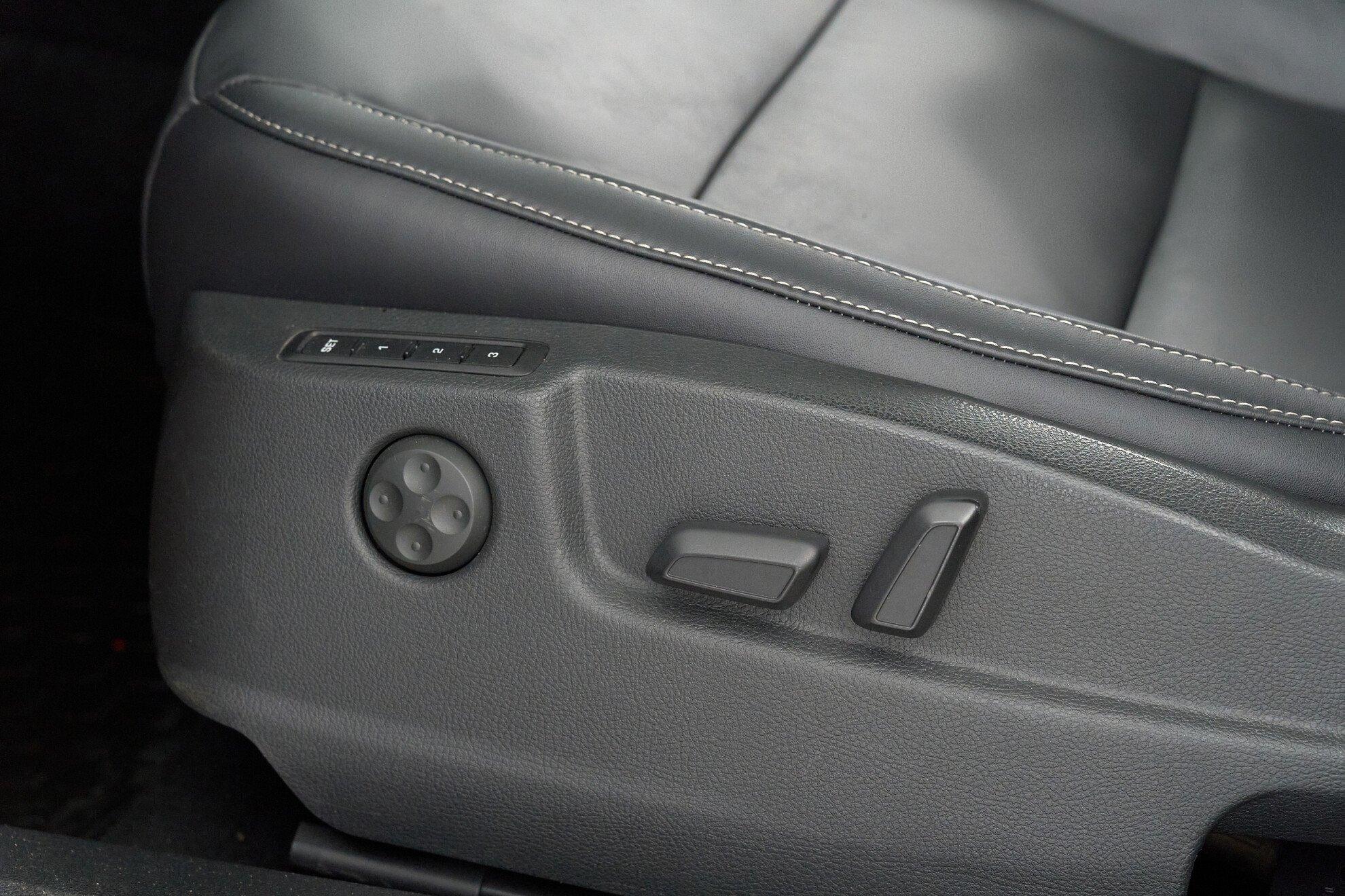 Skoda Superb 2014, черный