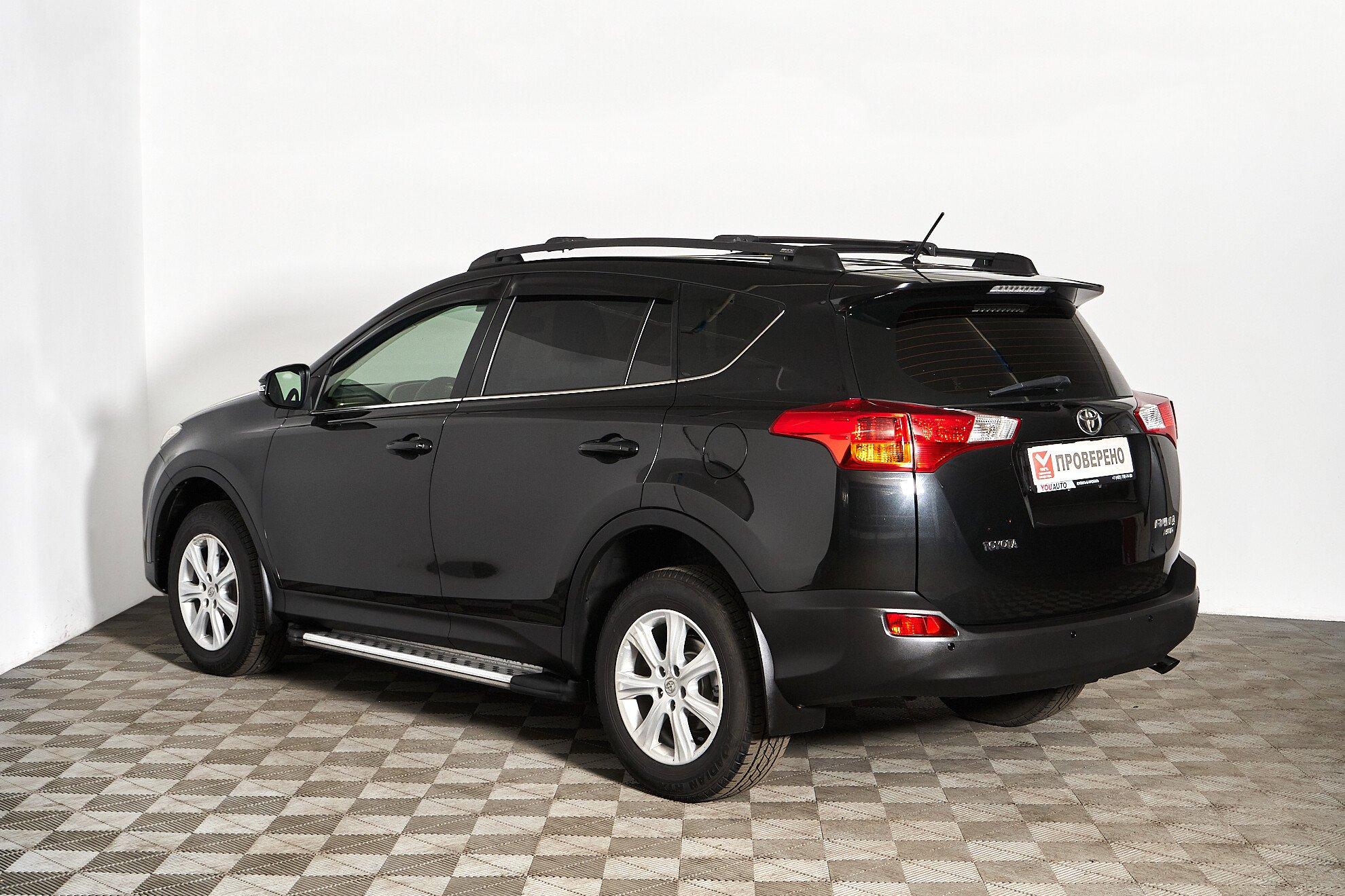 Toyota RAV4 2013, черный