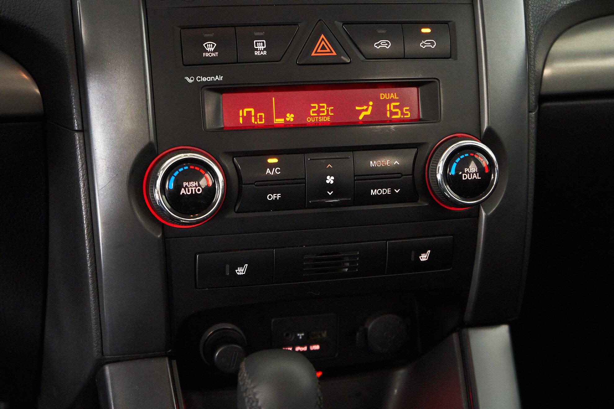 Kia Sorento 2011, серый
