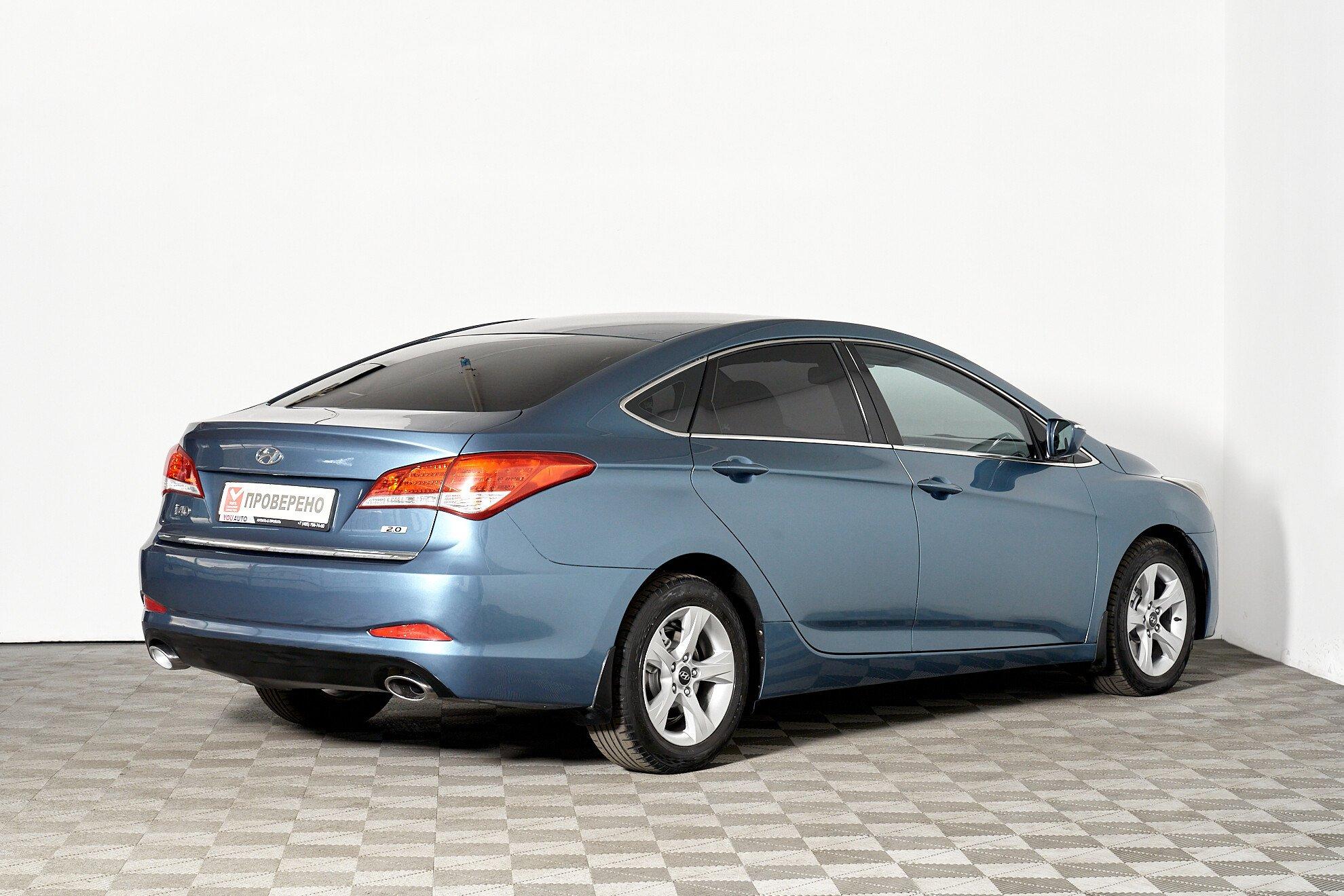 Hyundai i40 2015, синий
