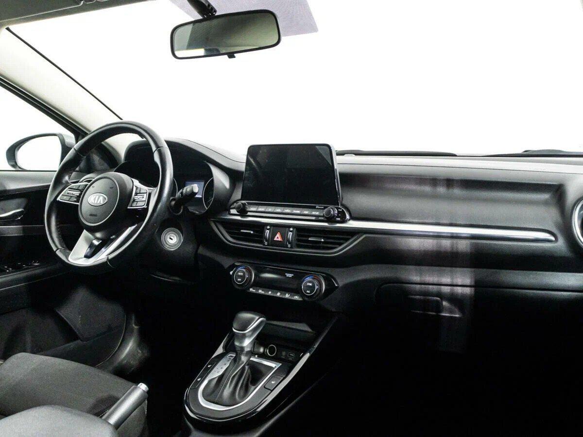 Kia Cerato 2021, серый